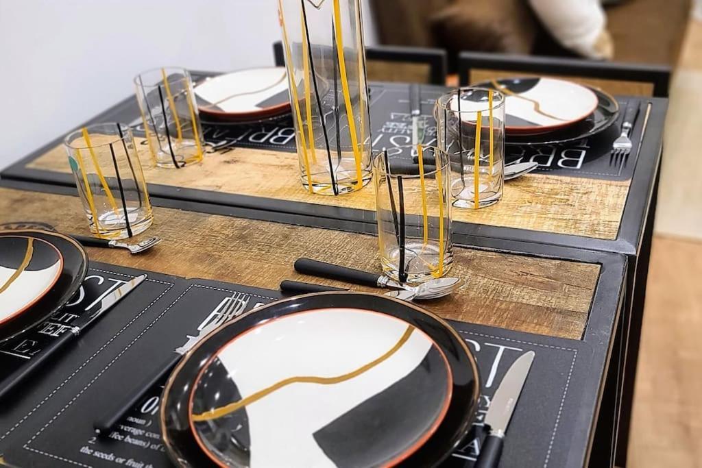 7 Couchages Aux Portes Des Celebres Parfumeries Wifi Grasse Exteriör bild