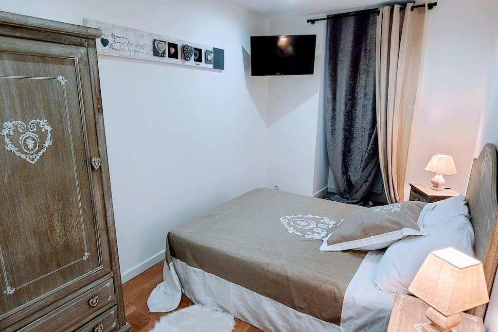 7 Couchages Aux Portes Des Celebres Parfumeries Wifi Grasse Exteriör bild